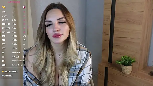 LustLagoon online show from 11-13-25, 06:12