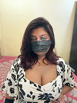 Snapshot of payal_mittal chatting on 05-31-26, 03:47 payal mittal online show from 05-31-26, 03:47