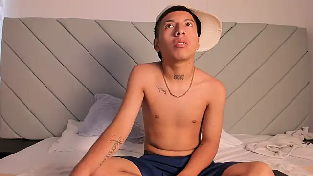 little kris1 online show from 10-23-25, 12:37