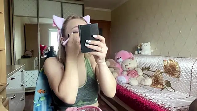 HoppedArea online show from 11-12-25, 08:37