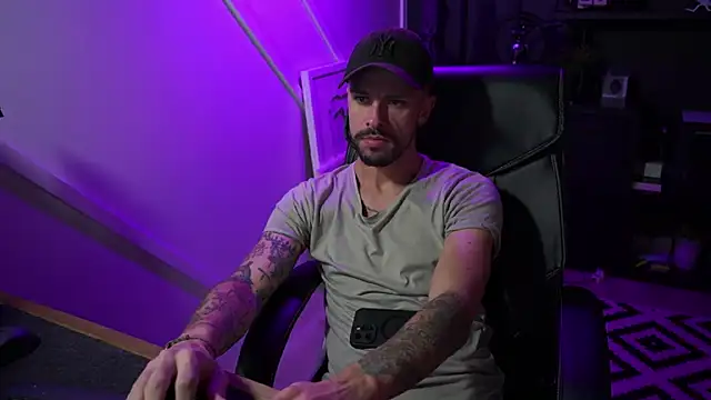 monsieurguitsxxx online show from 11-19-25, 01:38