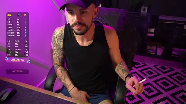 monsieurguitsxxx online show from 12-15-25, 04:11