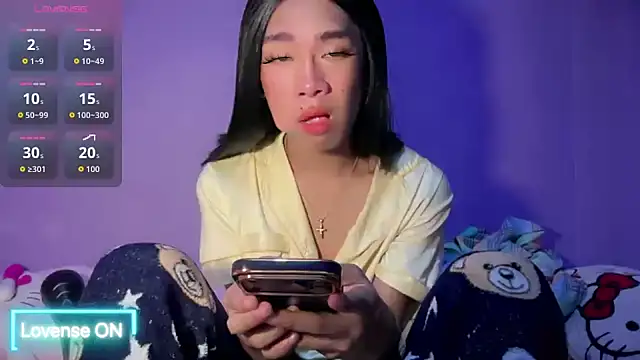 Yourasianbabyemma online show from 04-21-26, 11:40