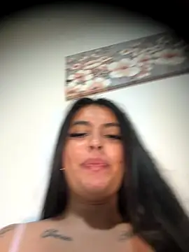 Snapshot of I_Amvictoria chatting on 10-18-25, 08:20 I Amvictoria online show from 10-18-25, 08:20