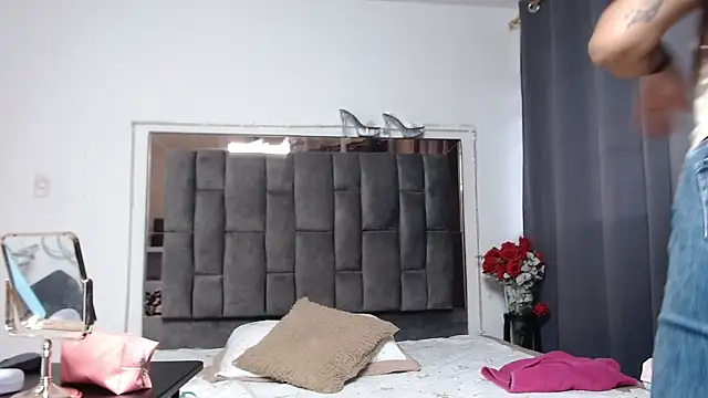 Salmma Milf online show from 03-17-26, 11:35