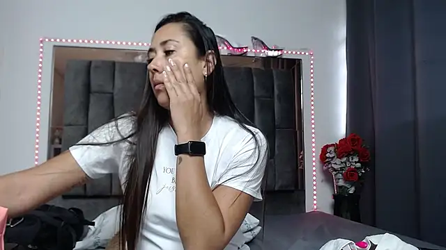 Salmma Milf online show from 03-26-26, 11:38