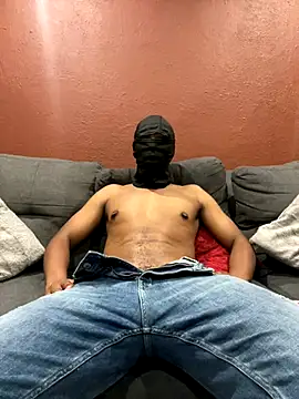 kingjozi121 online show from 11-21-25, 09:46