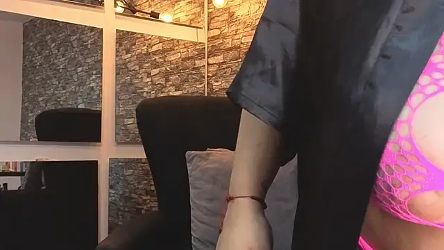 TokyoSky online show from 11-06-25, 08:32