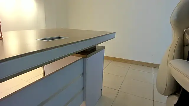 AnnieAndLeandro online show from 01-08-26, 08:11