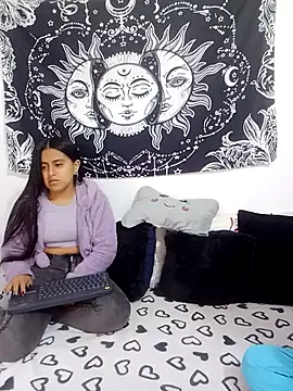 abby n emily online show from 10-28-25, 12:19