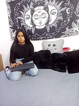 abby n emily online show from 11-07-25, 12:16