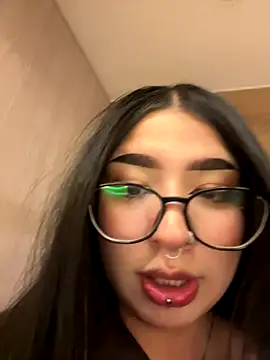 VamppyJane online show from 10-30-25, 05:20