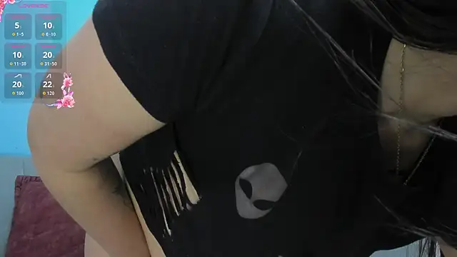 JuliethCruz  online show from 03-31-26, 06:52