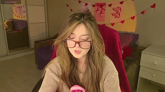 BellaSink online show from 12-16-25, 05:34