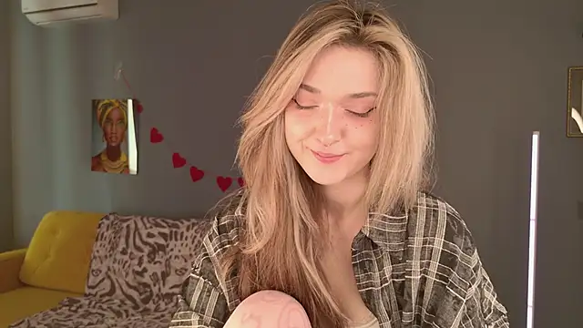 BellaSink online show from 03-11-26, 05:35