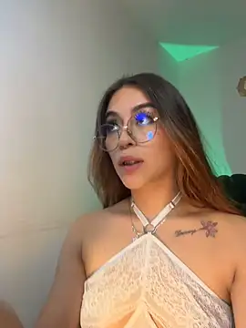 Aliss rose online show from 11-04-25, 06:18