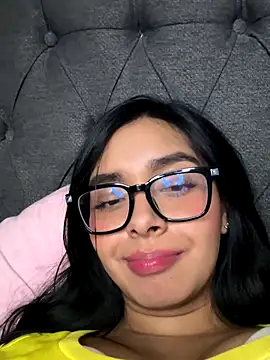 MiaSofia   online show from 11-07-25, 08:58