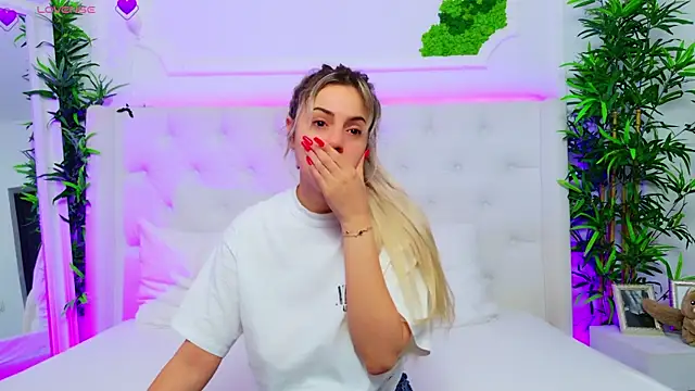 AriannaSins online show from 11-21-25, 01:32