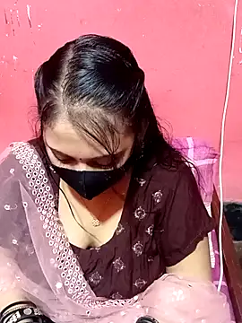 Snapshot of Porimoni22 chatting on 10-21-25, 03:29 Porimoni22 online show from 10-21-25, 03:29