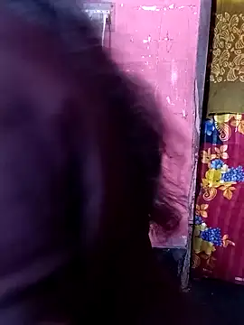 Snapshot of Porimoni22 chatting on 10-24-25, 04:58 Porimoni22 online show from 10-24-25, 04:58