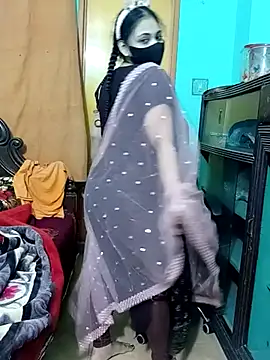 Snapshot of Porimoni22 chatting on 11-04-25, 04:22 Porimoni22 online show from 11-04-25, 04:22