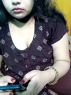 Snapshot of Porimoni22 chatting on 11-15-25, 01:58 Porimoni22 online show from 11-15-25, 01:58