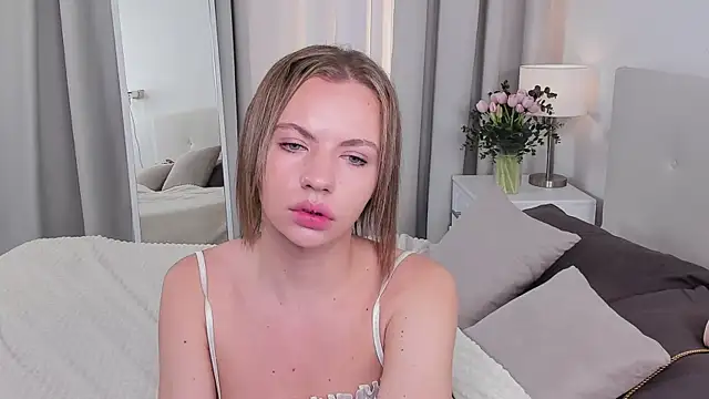 Snapshot of Keit_princess chatting on 12-03-25, 05:48 Keit princess online show from 12-03-25, 05:48