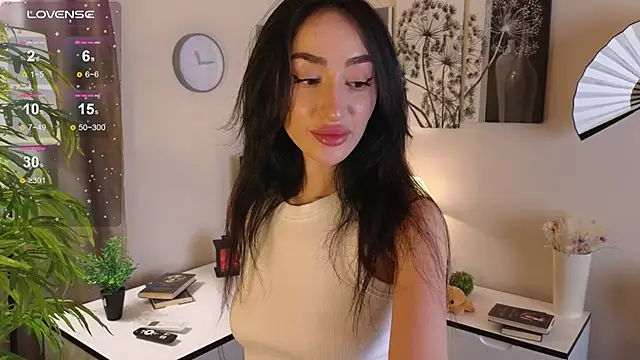 Snapshot of Marie_Long chatting on 01-11-26, 06:35 Marie Long online show from 01-11-26, 06:35