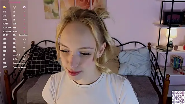 Snapshot of Grace_Glend chatting on 04-25-26, 10:07 Grace Glend online show from 04-25-26, 10:07