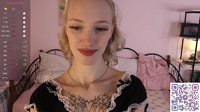 Snapshot of Grace_Glend chatting on 06-03-26, 10:15 Grace Glend online show from 06-03-26, 10:15
