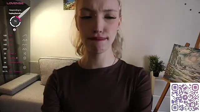 Snapshot of Grace_Glend chatting on 06-10-26, 10:19 Grace Glend online show from 06-10-26, 10:19