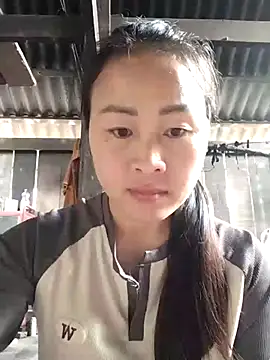 Spring-mky online show from 02-06-26, 04:17