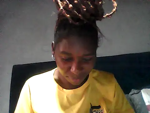 sexysmalldaily04 online show from 10-18-25, 01:45