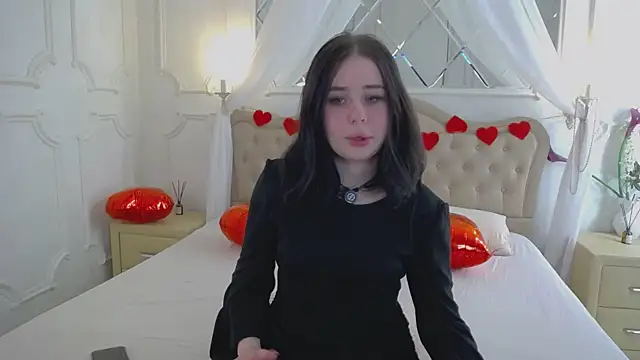 AliceLune online show from 02-16-26, 12:45