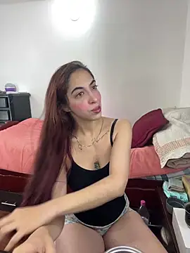 Snapshot of MariamGray1 chatting on 05-21-26, 10:22 MariamGray1 online show from 05-21-26, 10:22