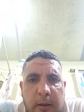 Snapshot of Cogelonregio chatting on 05-17-26, 02:53 Cogelonregio online show from 05-17-26, 02:53