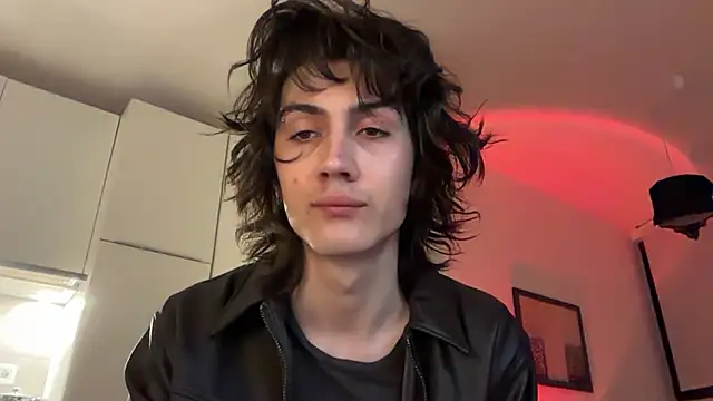 kira yoshika9e online show from 03-24-26, 09:31