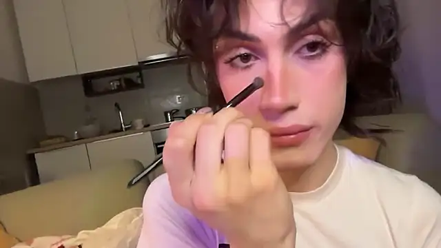 kira yoshika9e online show from 04-03-26, 07:01