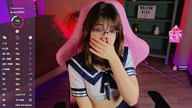 Soffi Toffi online show from 11-20-25, 10:26