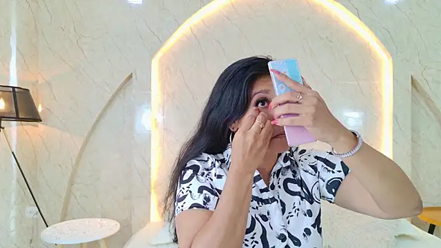 Antonella Russo1 online show from 04-21-26, 01:06