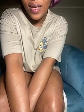 WaterMommy online show from 11-19-25, 02:11