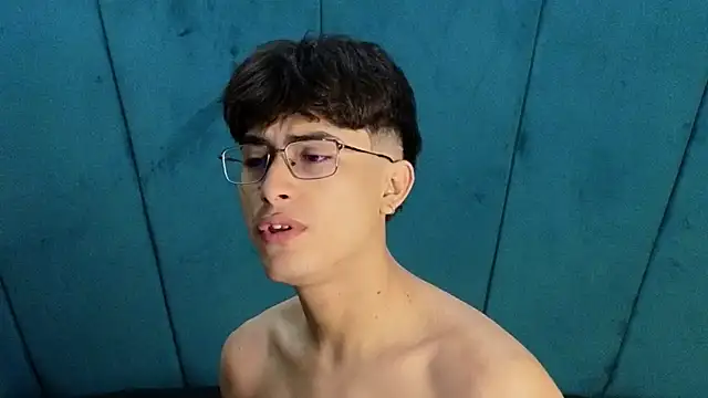 Aaron Eze online show from 11-06-25, 11:26