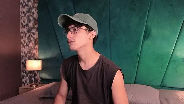 Aaron Eze online show from 02-05-26, 09:19