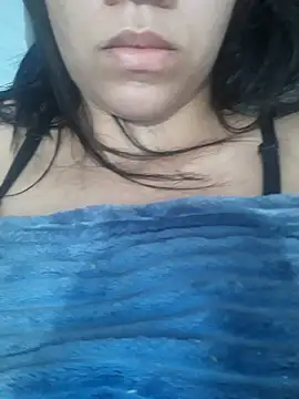 Snapshot of RuteS27 chatting on 10-16-25, 07:53 RuteS27 online show from 10-16-25, 07:53