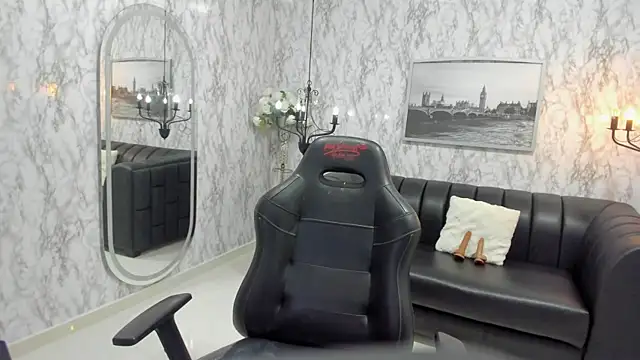 AlexandraMilff online show from 11-12-25, 11:25