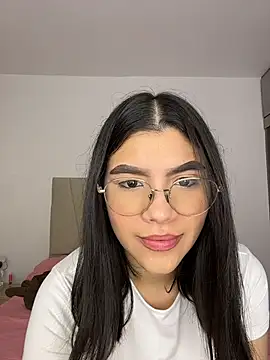 Julietalcl online show from 04-05-26, 09:06