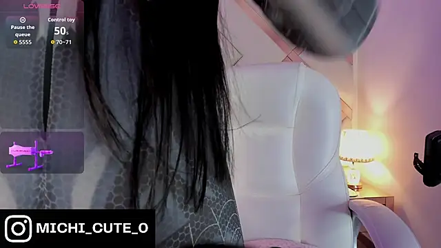 michelle cutee  online show from 02-21-26, 08:32