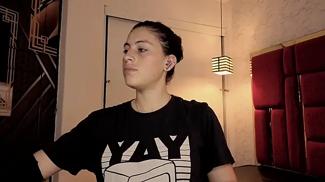 moon winy online show from 11-27-25, 11:56