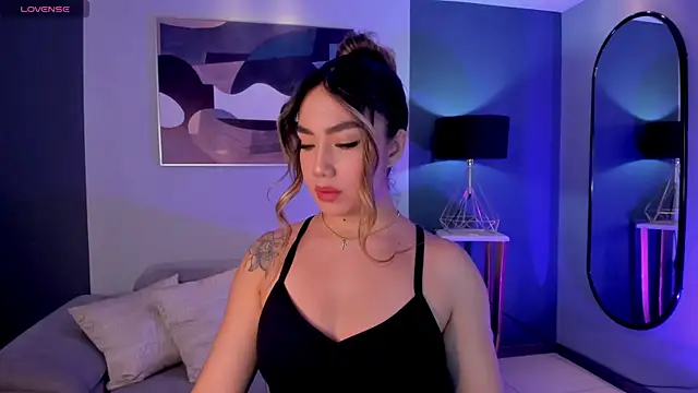 AnnieMonroe1 online show from 01-07-26, 11:23