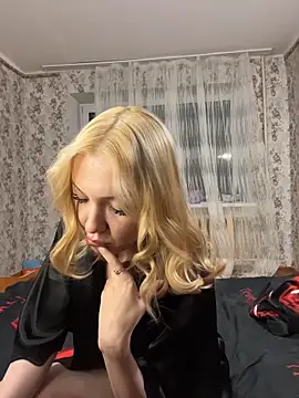 AlexandraXKitty online show from 02-04-26, 10:26